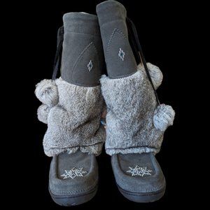 Manitobah Mukluks Charcoal Kanada Boots - Women's Size 10 or 11 - Grey Gray